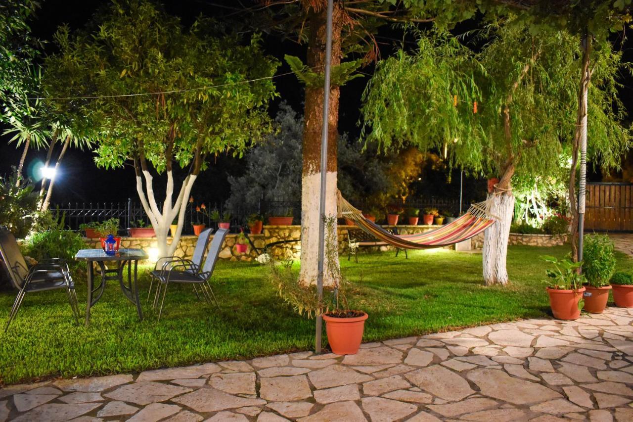 Stavros Apartments Tsoukaládhes Extérieur photo